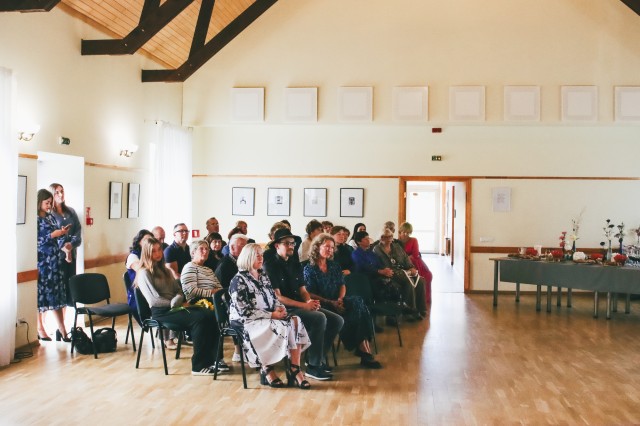 Izstādes "Gaismai piederīgs" atklāšana